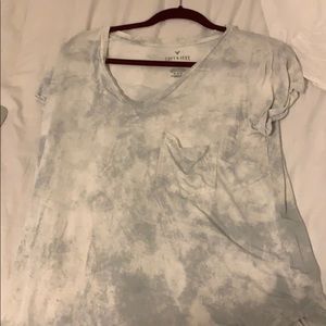 Soft and sexy grey American eagle top